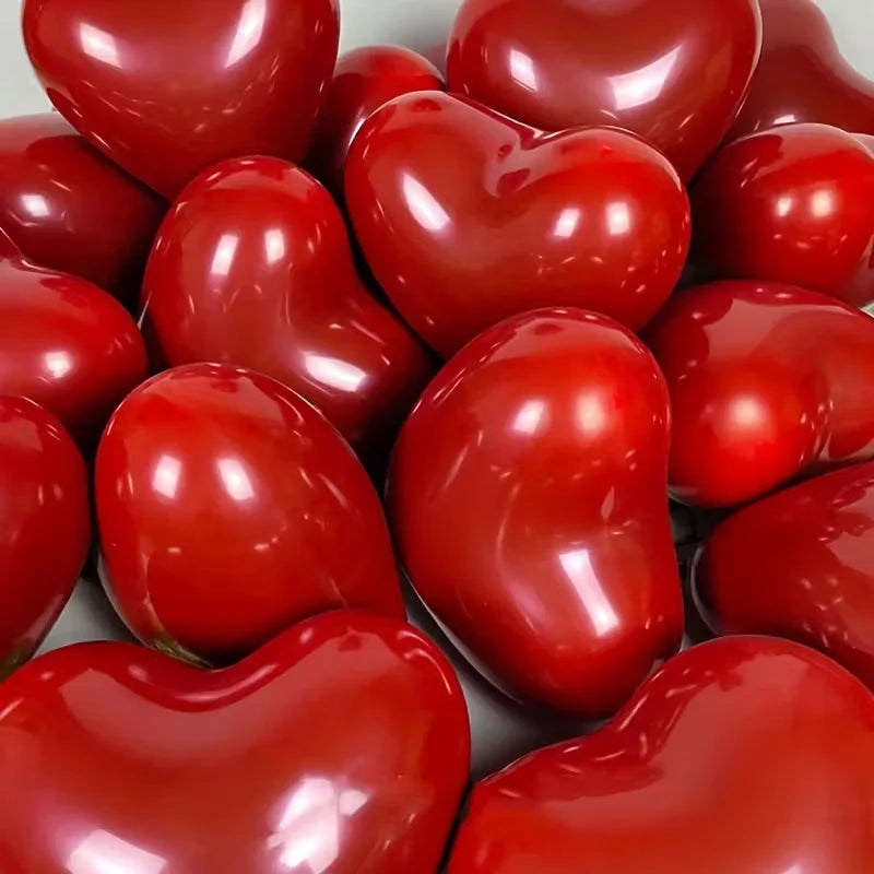 32 red heart-shaped balloons, birthday parties, Valentine's Day, anniversaries, coming-of-age ceremonies, party supplies